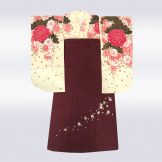 着物：牡丹　/　袴：花桜ｴﾝｼﾞ①95