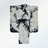黒に白牡丹